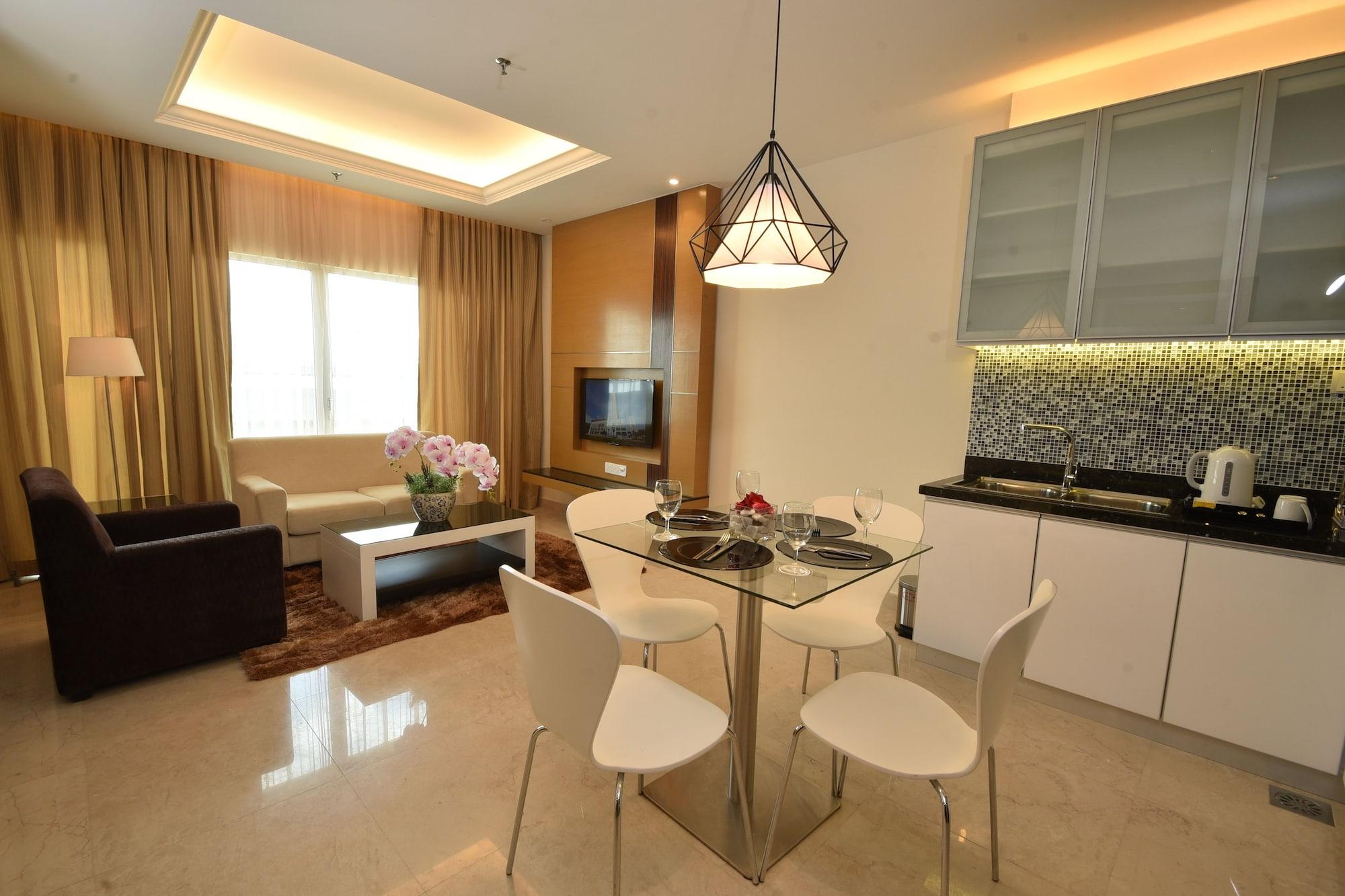 Tenera Hotel Bangi Kültér fotó A typical apartment at the complex